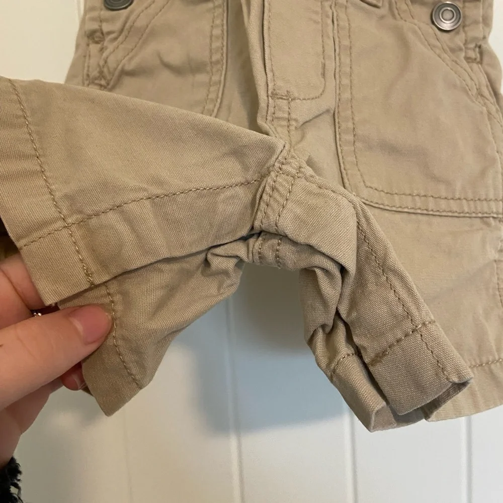 EUC Carter’s baby unisex tan‎ khaki short overalls 6 months